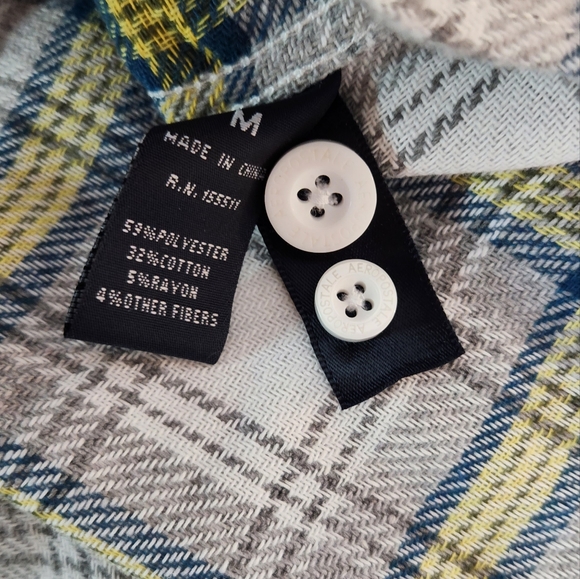 Men's Hooded Flannel - Medium - Picture 4 of 6